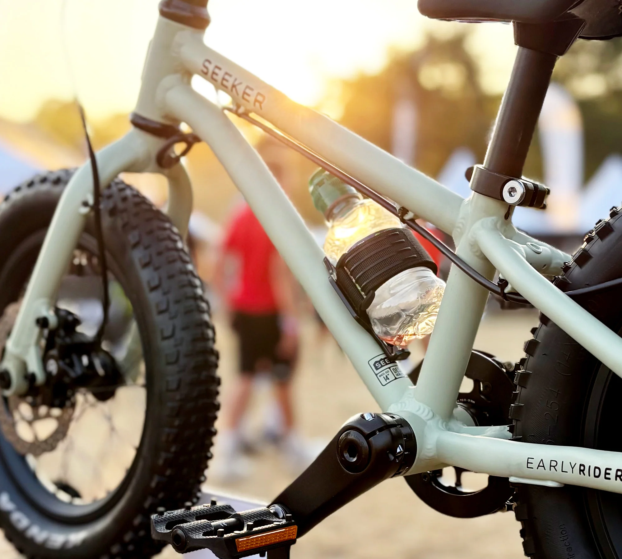 Universal Utility Plate and Strap - Image 3